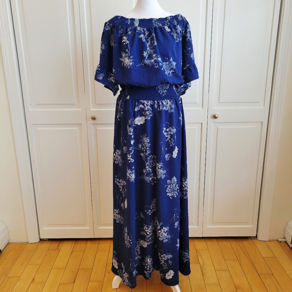 City Chic Navy Blue Floral Maxi Dress